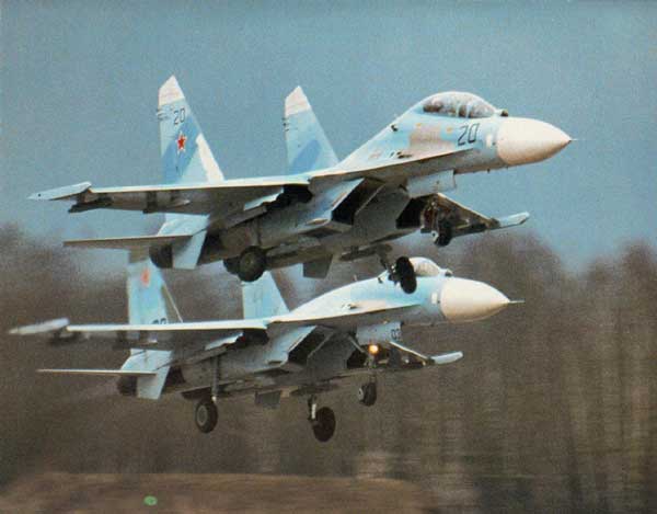 SU-27 Flanker (Credit: http://www.noahshachtman.com/images/Su-27-Flanker.jpg)