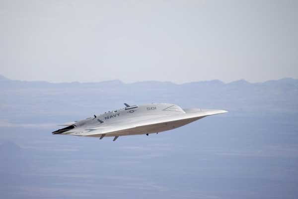 The X-47B UCAS flew with its landing gear up for the first time on September 7, 2011 during a test flight at Edwards AFB, California.  (Credit: Northrop Grumann)