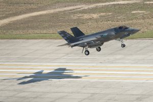 CF-03 Flt 305 piloted by LT William Bowen performs MK-7 arrestment testing at JRB Lakehurst, NJ on 12 May 2016 